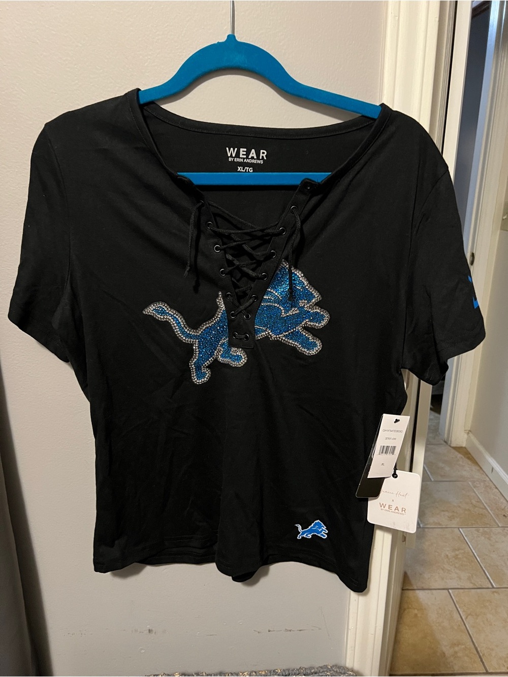 Black Lace-Up Detroit Lions Rhinestone Tee